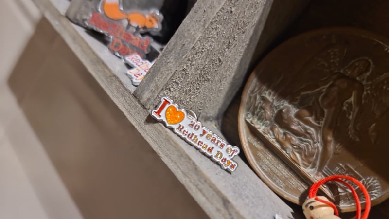 Anstecknadeln – Bild 3